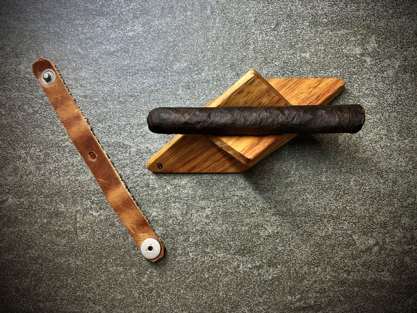 The Churchill - Bound Tight Wallets 